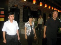 市藥監(jiān)局局長(zhǎng)魏鵬程來(lái)我公司調(diào)研